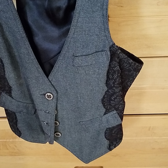 Old navy vest - Picture 3 of 3